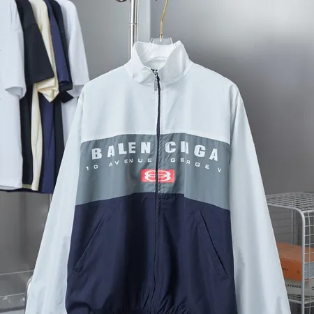 バレンシアガ ジャケット