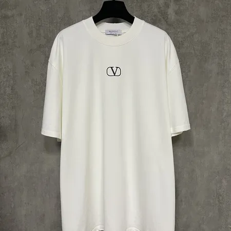 ヴァレンティノ Tシャツ