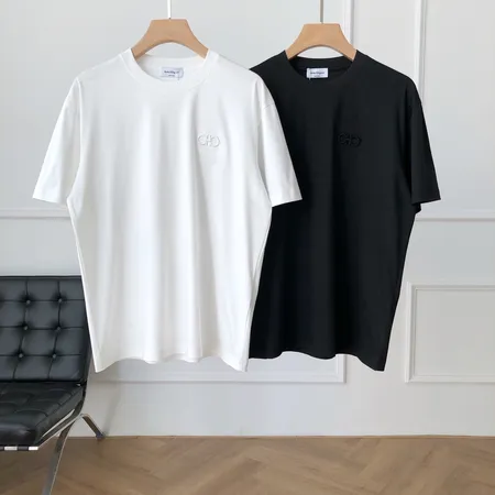 フェラガモ Tシャツ