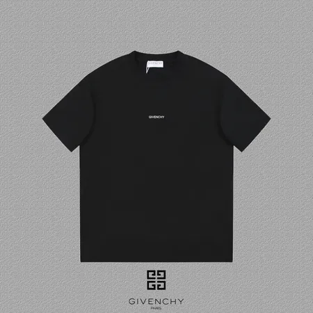 ジバンシィ Tシャツ