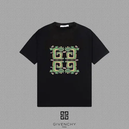 ジバンシィ Tシャツ
