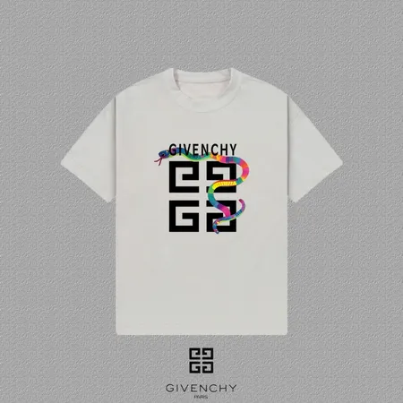 ジバンシィ Tシャツ