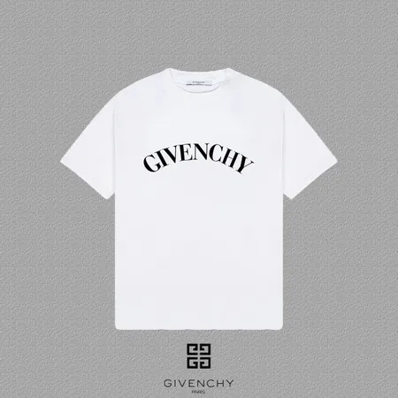 ジバンシィ Tシャツ