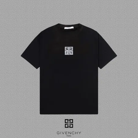 ジバンシィ Tシャツ