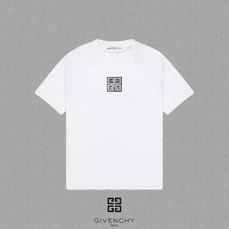 ジバンシィ Tシャツ