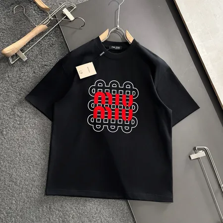 ミュウミュウ Tシャツ