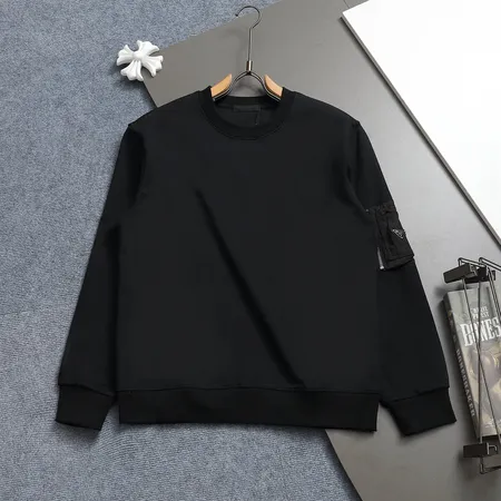 プラダ パーカー