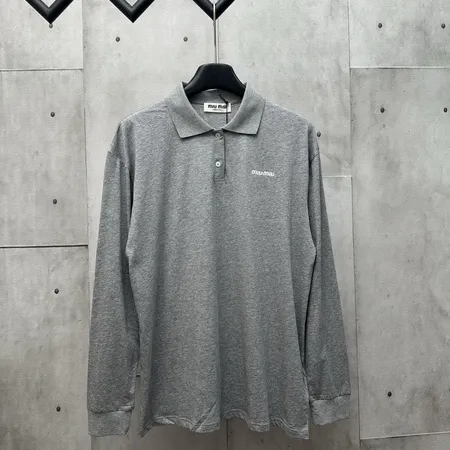 ミュウミュウ パーカー