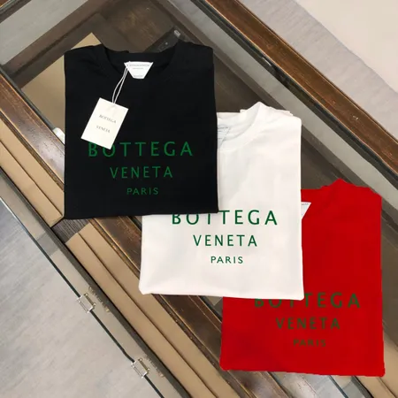 ボッテガ ヴェネタ Tシャツ