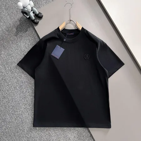 ルイヴィトン Tシャツ