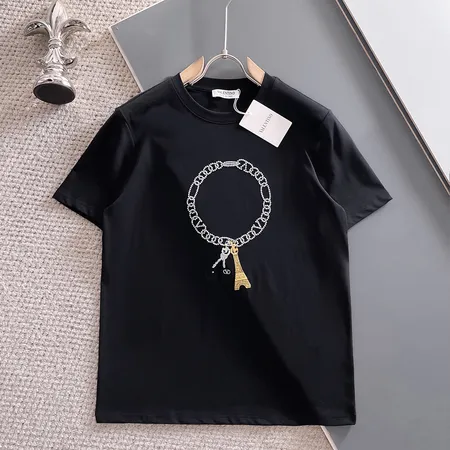 ヴァレンティノ Tシャツ