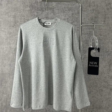 ミュウミュウ パーカー