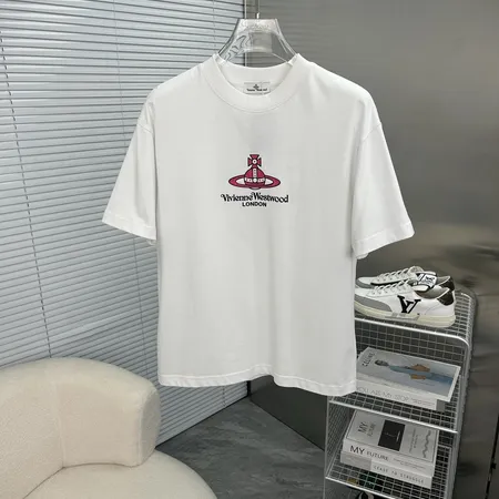 ヴィヴィアン・ウエストウッド Tシャツ