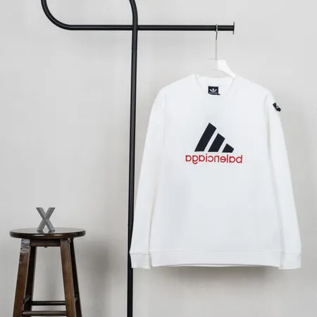 アディダス パーカー