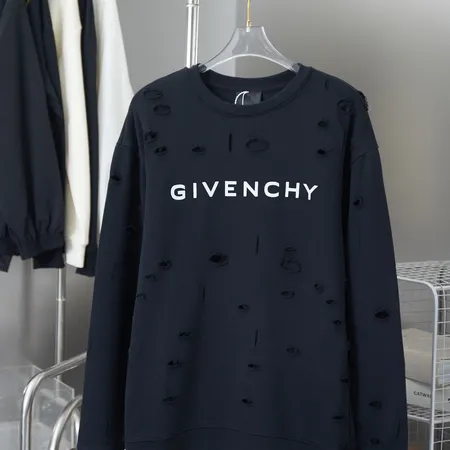 ジバンシィ パーカー