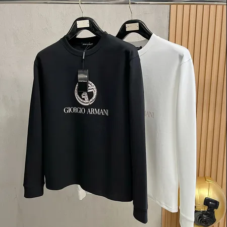 アルマーニ Tシャツ