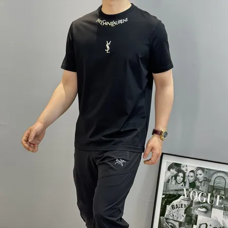 イブサンローラン Tシャツ