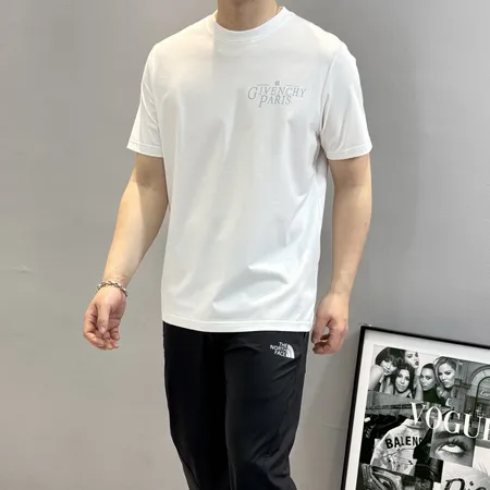 ジバンシィ Tシャツ