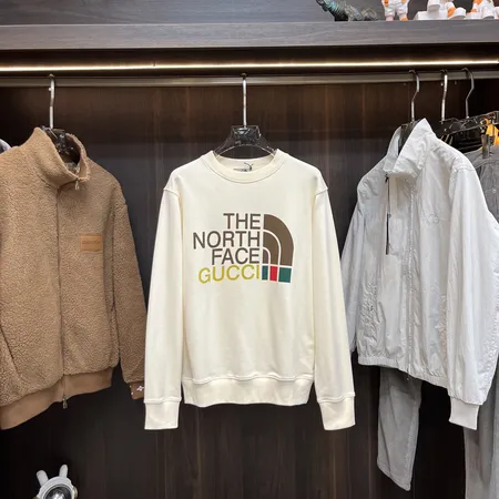 グッチ パーカー