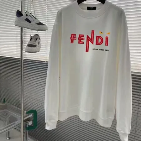 フェンディ パーカー