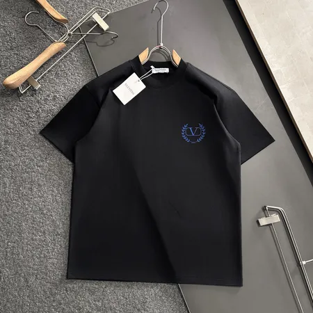 ヴァレンティノ Tシャツ