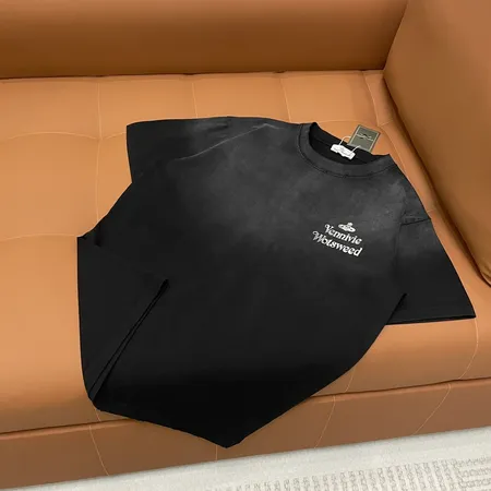 ヴィヴィアン・ウエストウッド Tシャツ