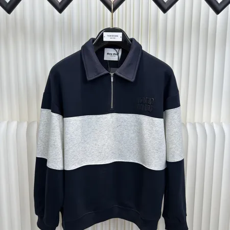 ミュウミュウ パーカー