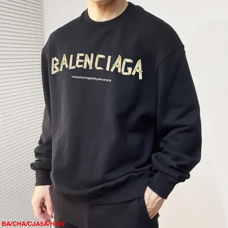 バレンシアガ パーカー