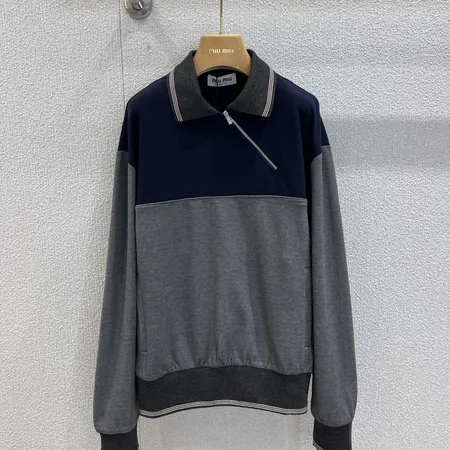 ミュウミュウ パーカー