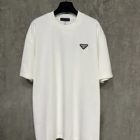 プラダ Tシャツ