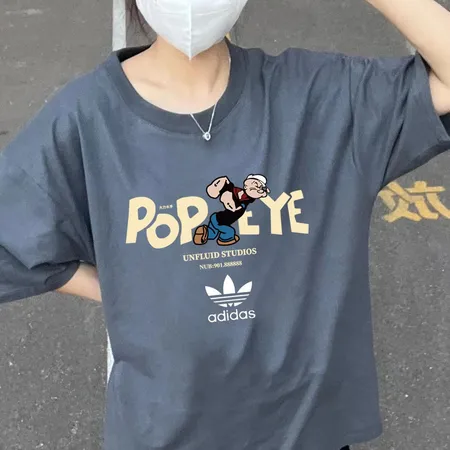 アディダス Tシャツ