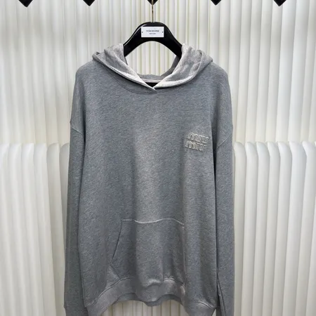 ミュウミュウ パーカー