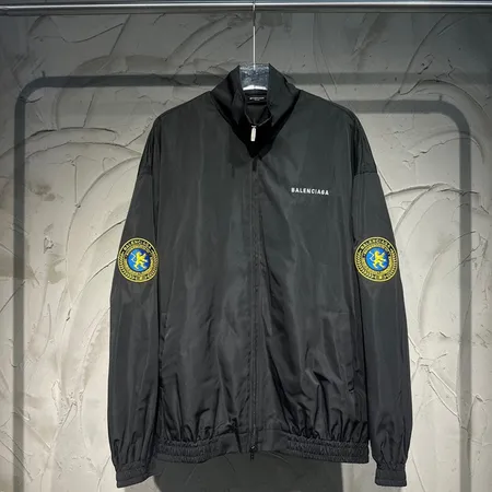 バレンシアガ ジャケット