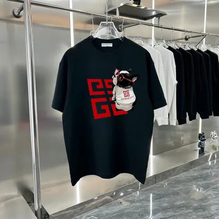 ジバンシィ Tシャツ