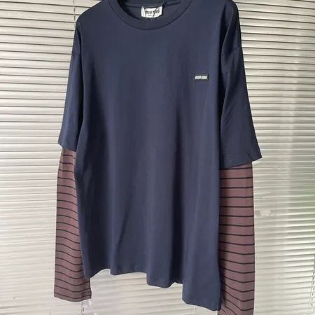 ミュウミュウ パーカー