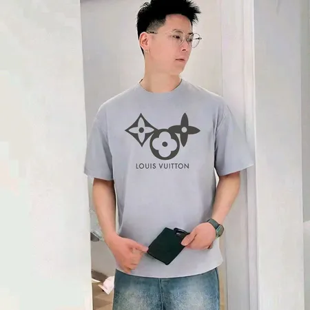 ルイヴィトン Tシャツ