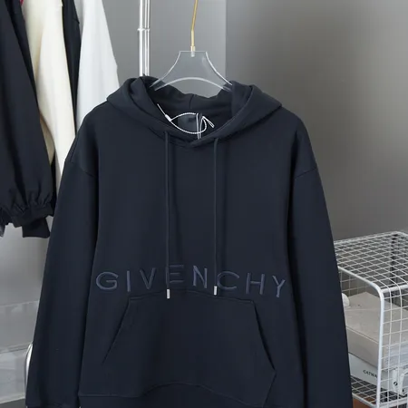 ジバンシィ パーカー