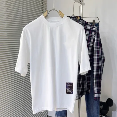 バーバリー ス Tシャツ