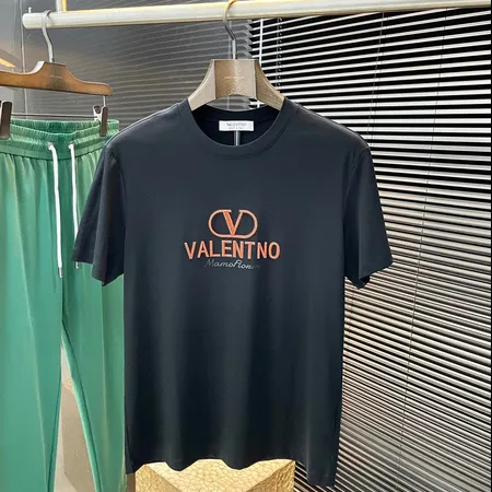 ヴァレンティノ Tシャツ