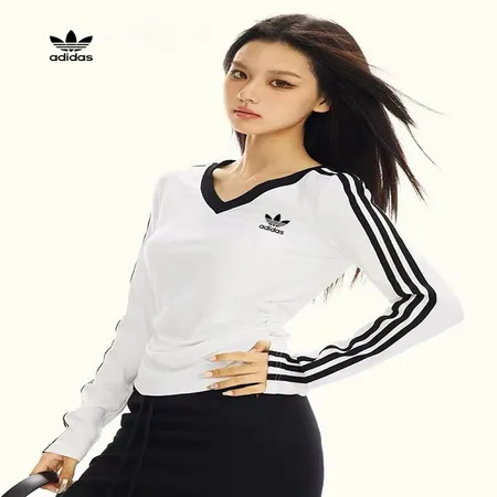 アディダス Tシャツ