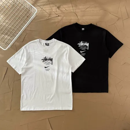 ステューシー Tシャツ