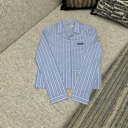 ミュウミュウ シャツ