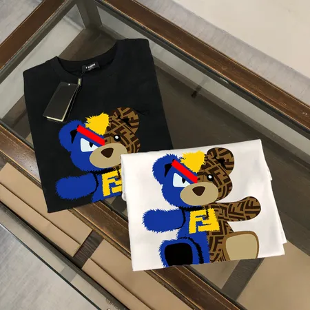 フェンディ Tシャツ