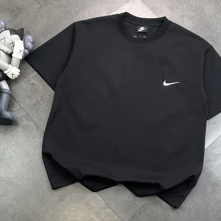 ナイキ Tシャツ