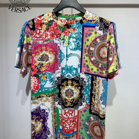 ヴェルサーチ Tシャツ