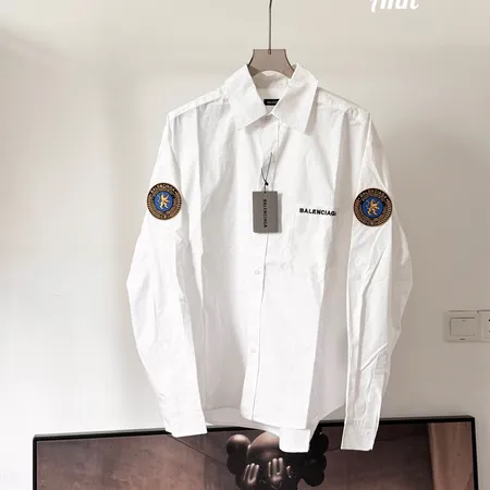 バレンシアガ シャツ