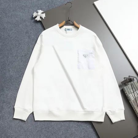 プラダ パーカー