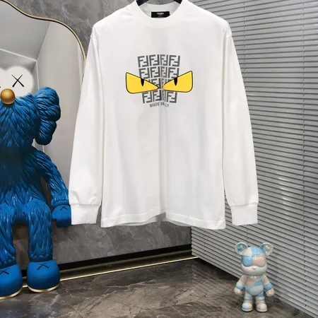 フェンディ Tシャツ