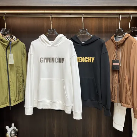 ジバンシィ パーカー