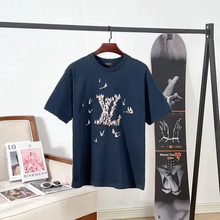 ルイヴィトン Tシャツ